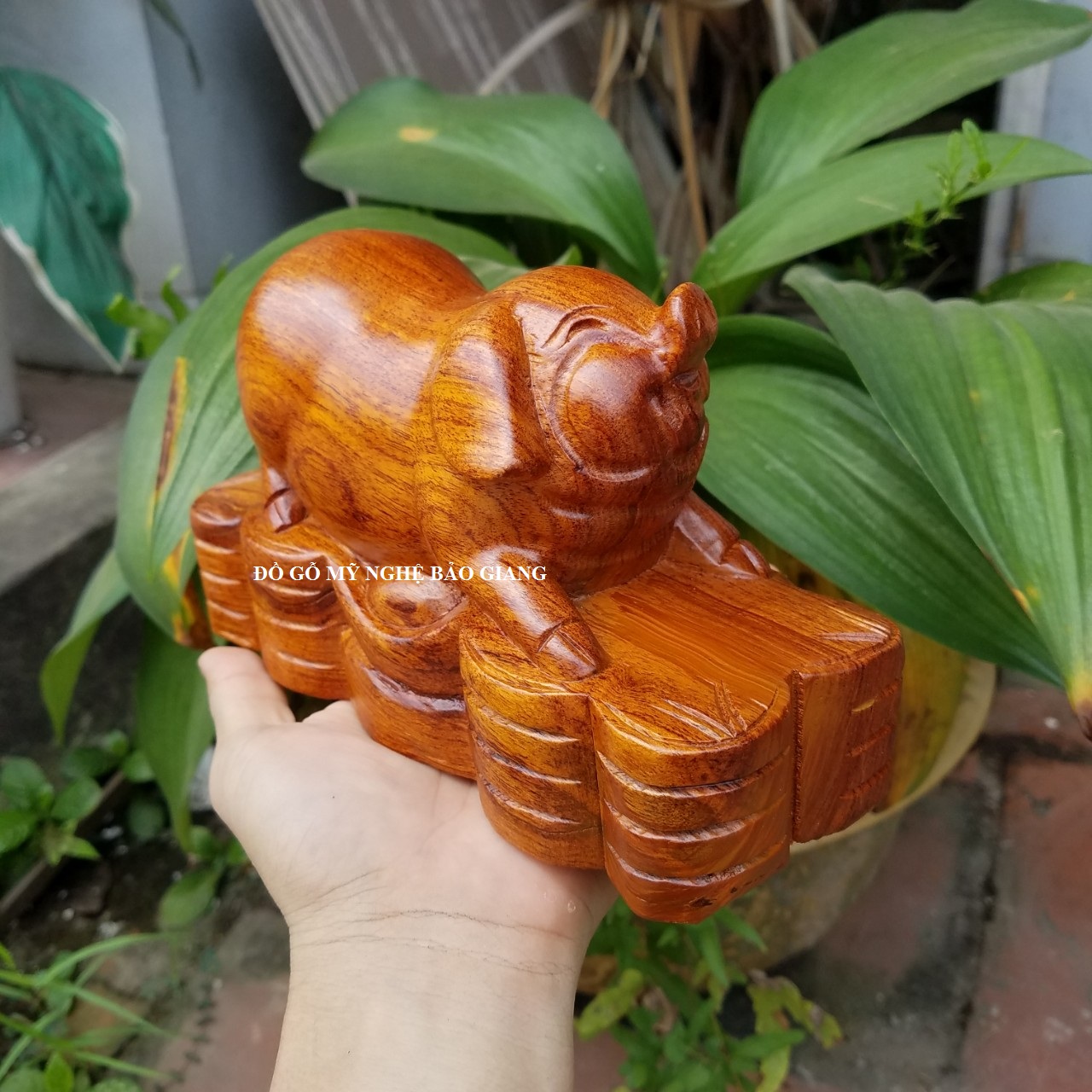 Tượng con lợn gỗ ngọc am thơm ngang 20 sâu 10 cao 12 cm