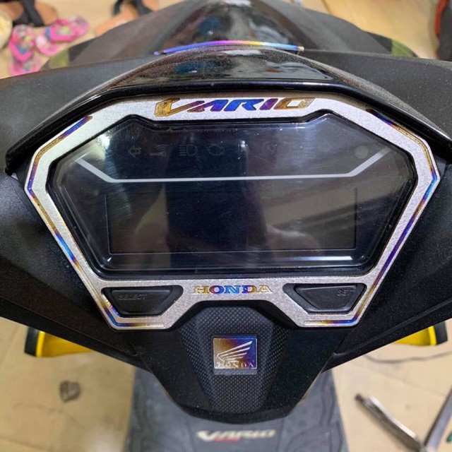 Tem cánh chim Honda titan