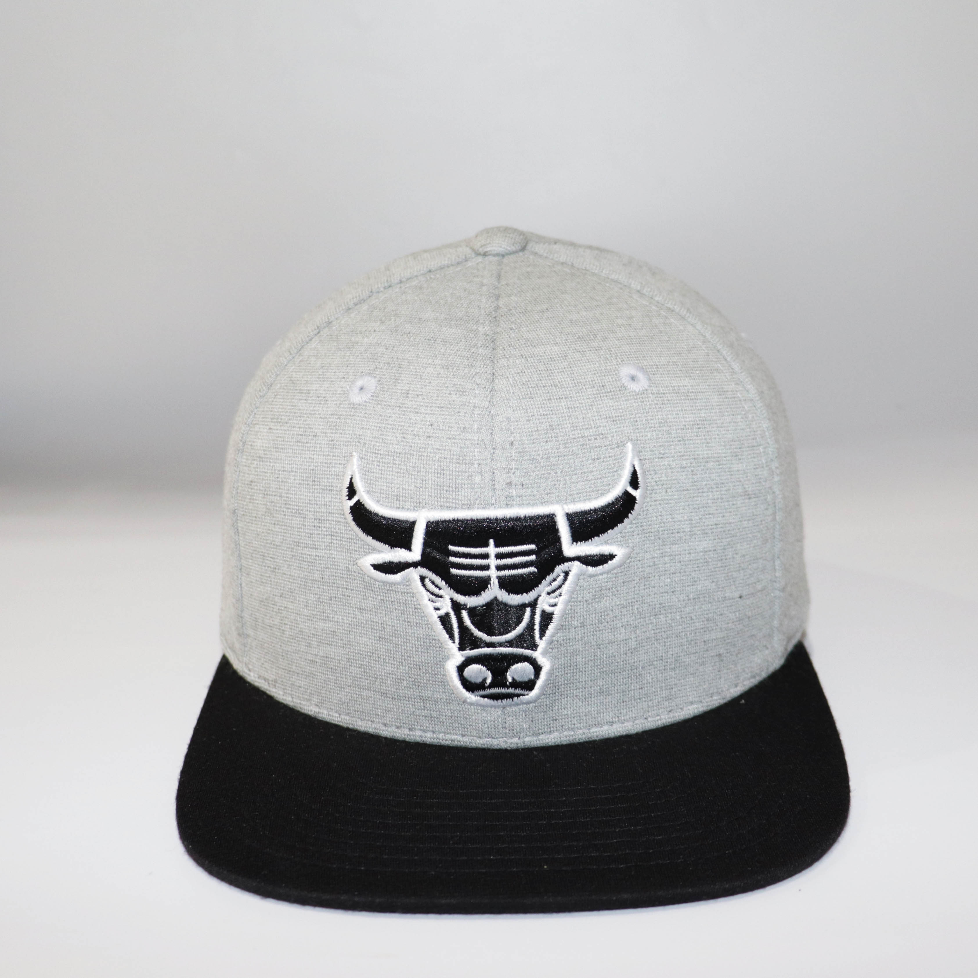 Nón Snapback NHS Bulls Xám Kết Đen BULLXam.