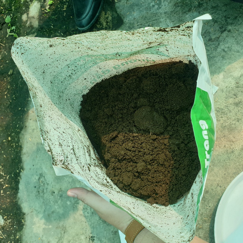 [HCM]Phân trùn quế (đã qua xử lý) Sfarm PB01 (túi =5kg)