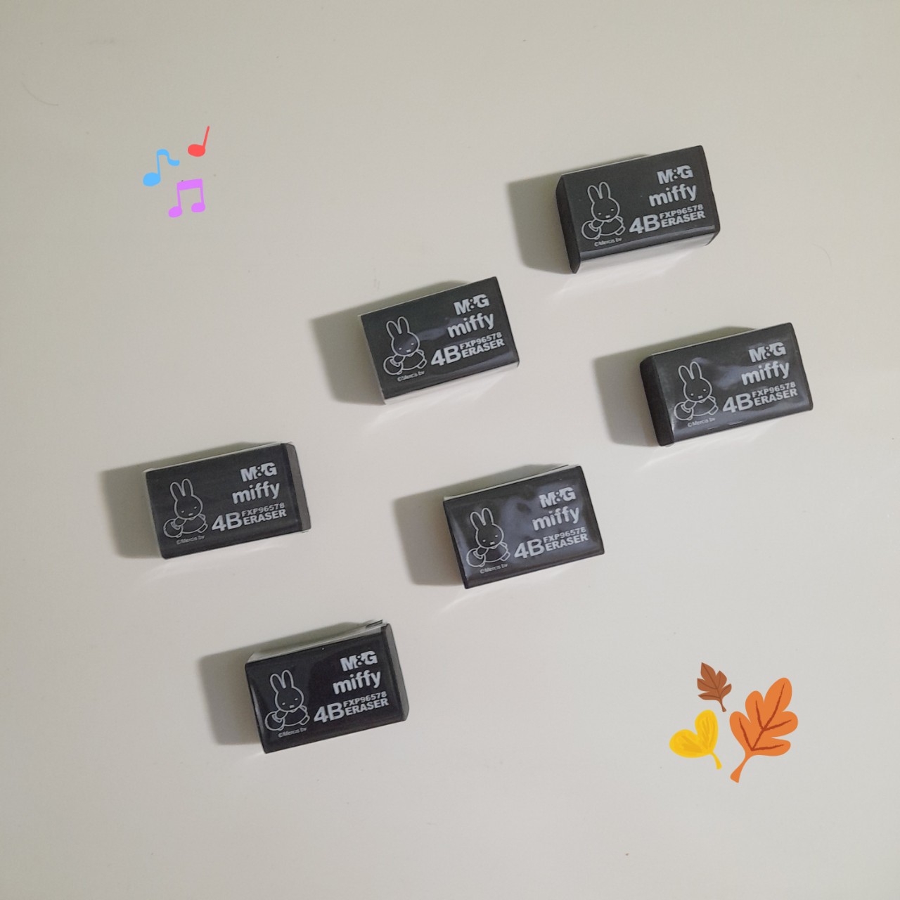 CỤC GÔM TẨY CHÌ MÀU ĐEN LOẠI LỚN G-STAR