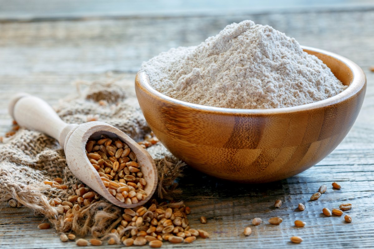 Bột lúa mì nguyên cám nảy mầm Viethealthy 500gr