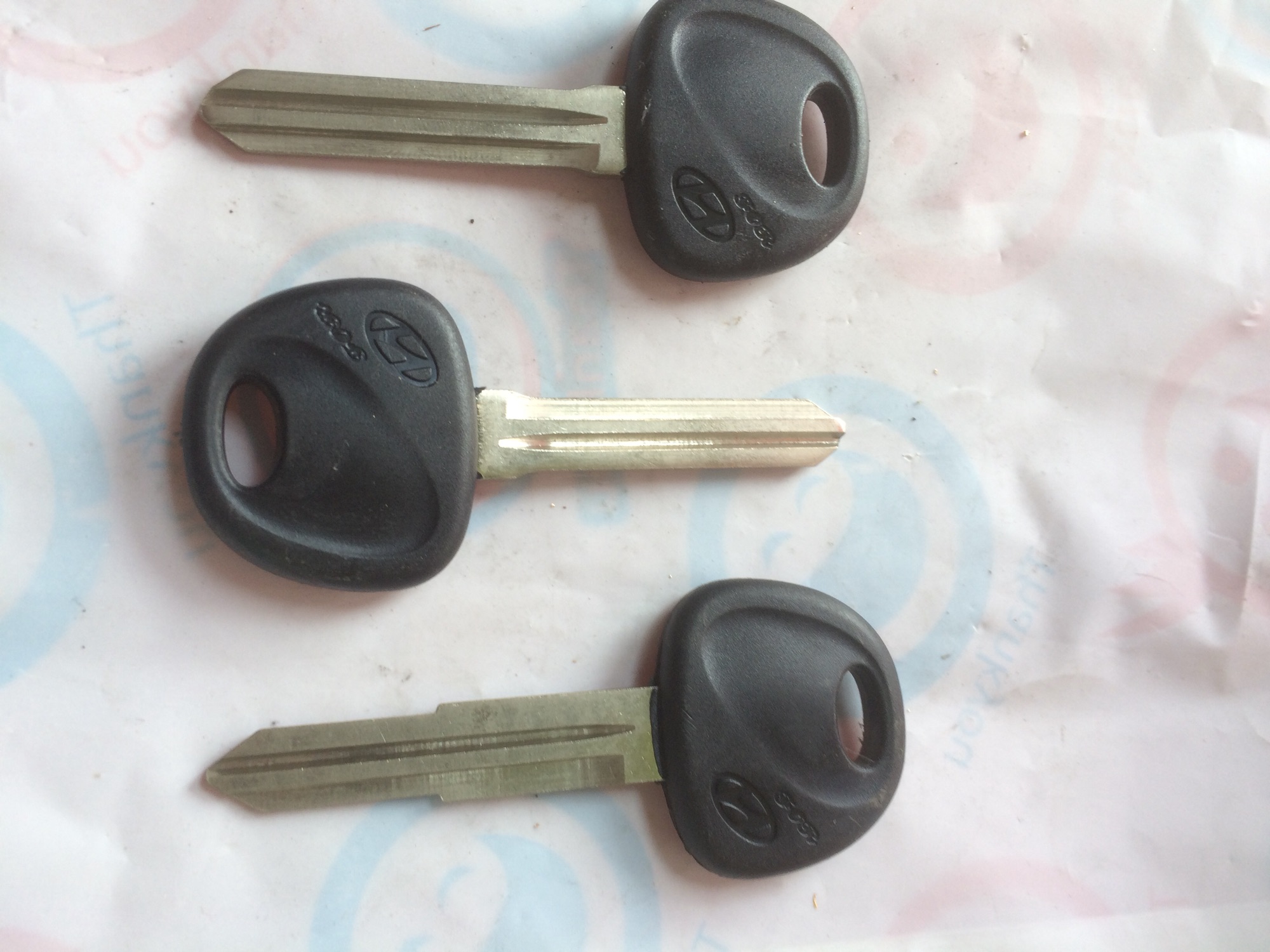 Phôi chìa khoá xe HYUNDAI ( combo 3 chìa loại không vai rảnh trái )