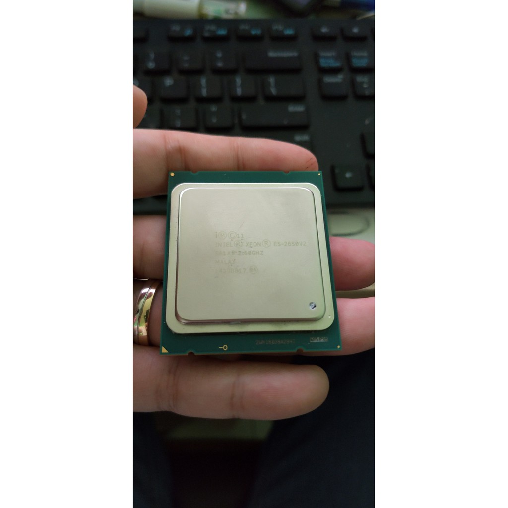 CPU E5 2660v2 E5 2670v2 E5 2667v2 E5 2695v2 E5 2696v2 socket 2011 tặng kèm kem tản nhiệt