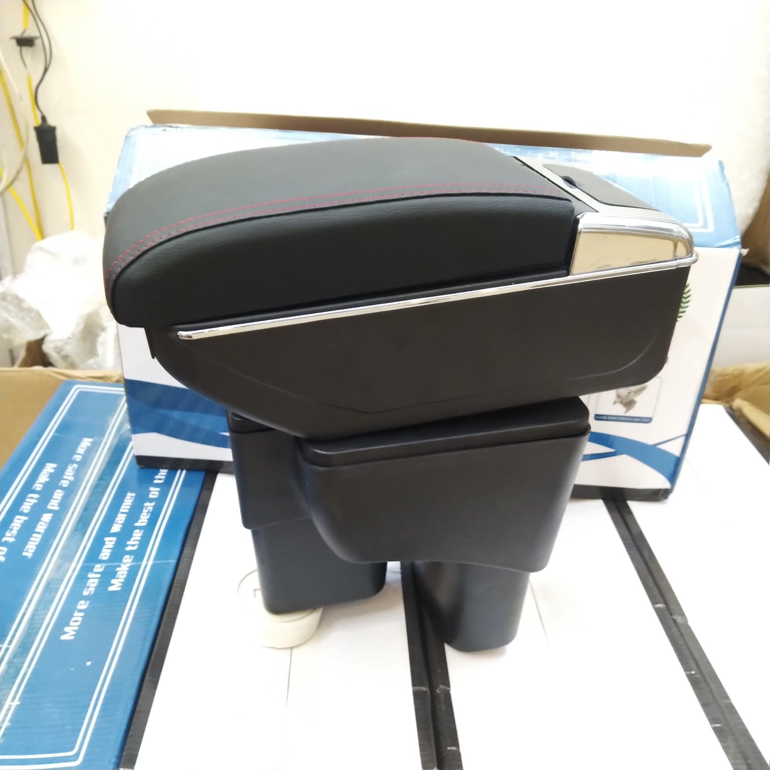 Tỳ tay Soluto - Bệ tỳ tay Kia Soluto