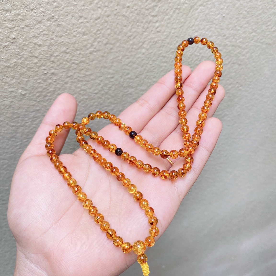 Vòng tay hổ phách quấn 3 vòng đeo tay size 5/7/9 li hàng thiên nhiên chuẩn