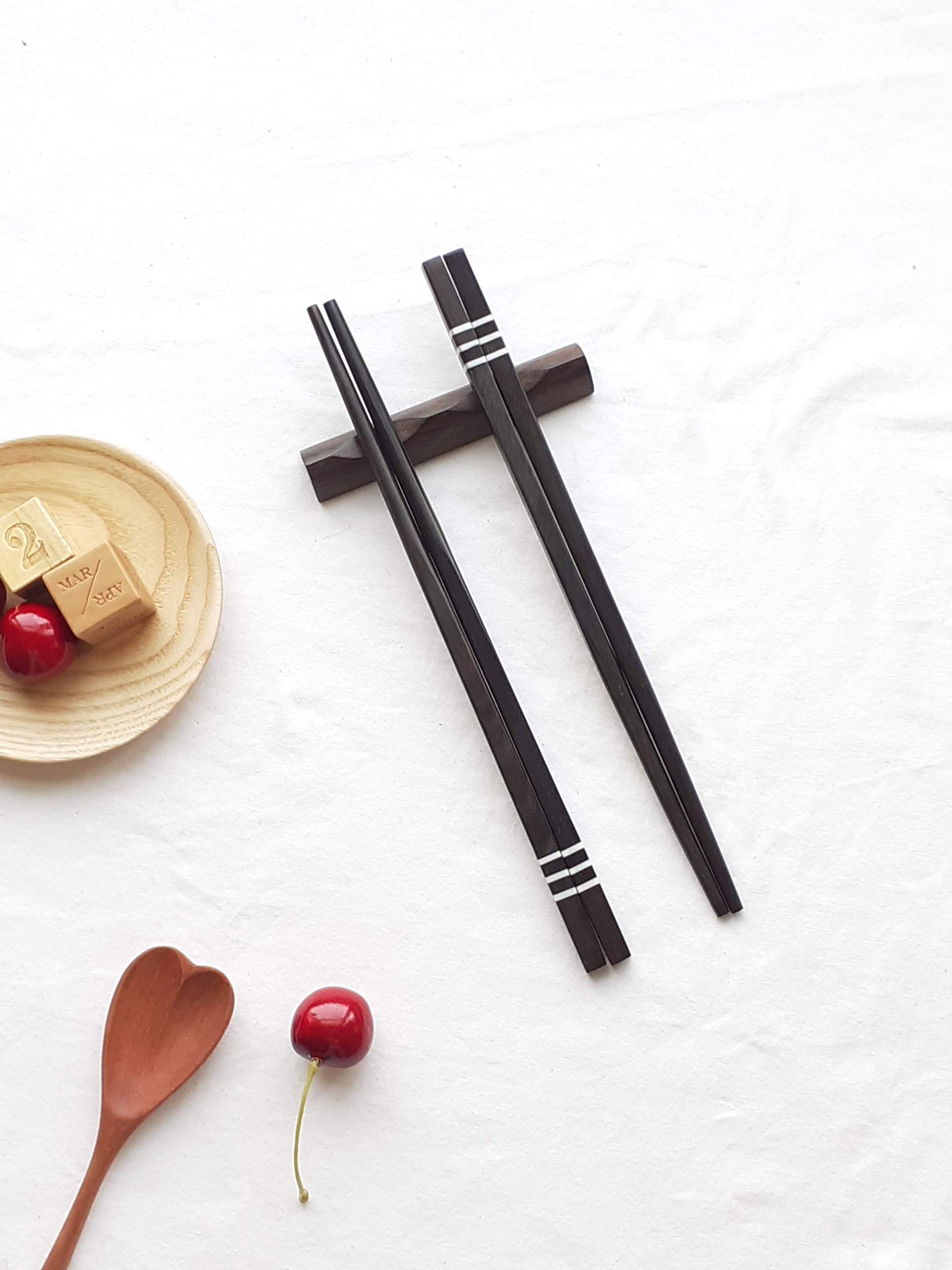 Đũa gỗ Mun khảm 3 vạch 21,5cm - Bộ 5 đôi