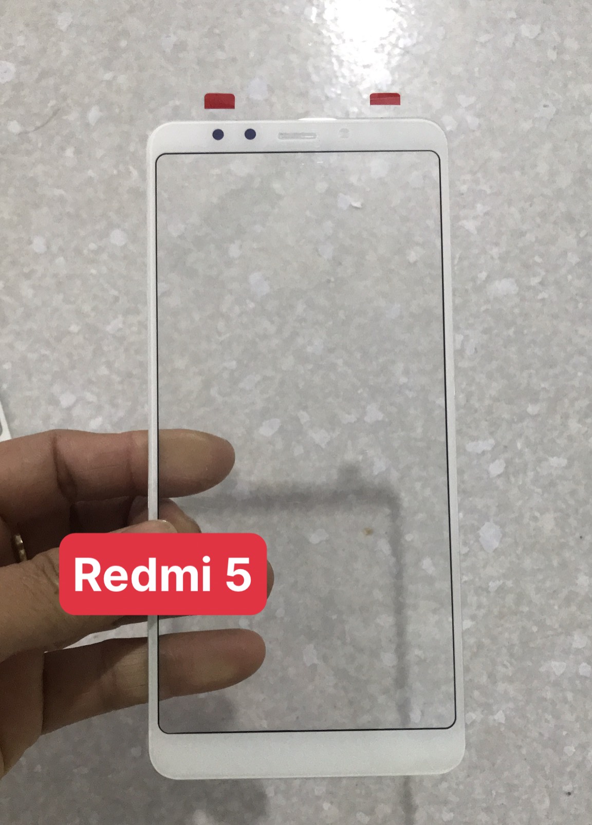 Kính ép màn hình Redmi 5 (lưu ý kính ép màn hình không phải cường lực)