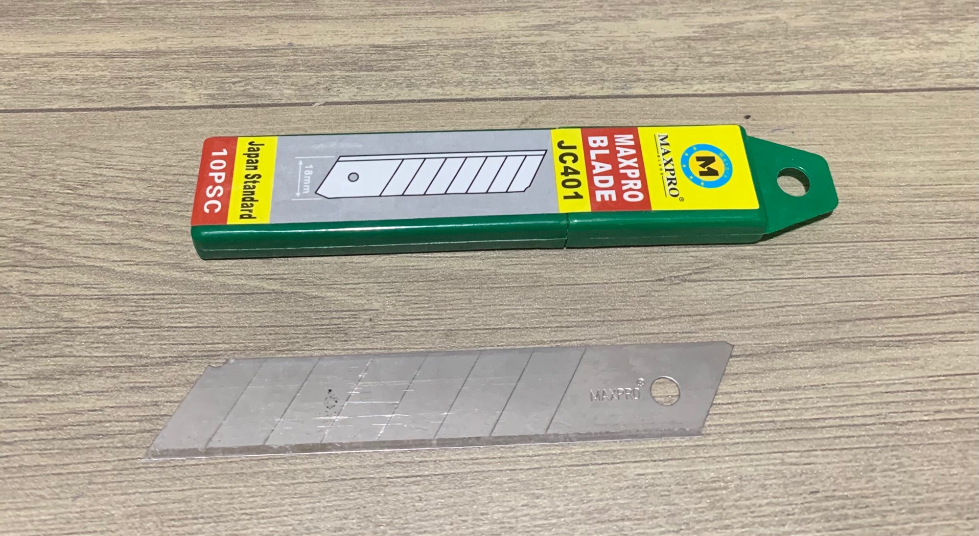 [HCM]Luõi dao rọc giấy loại dày