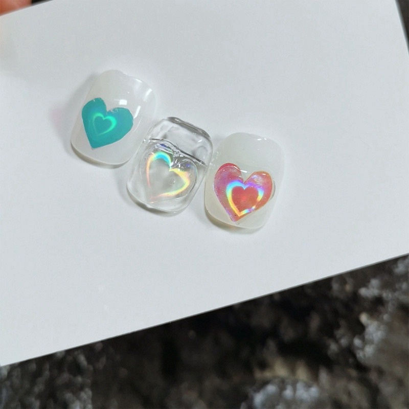 Sticker,hình dán móng 3D trái tim phản quang