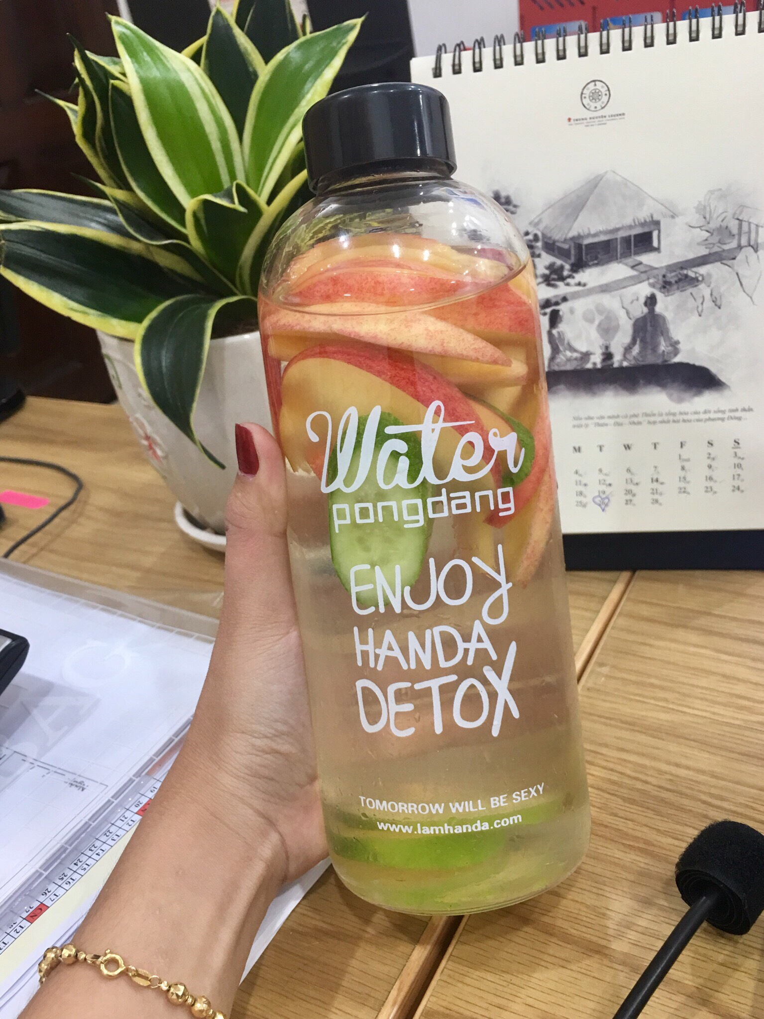 Bình thủy tinh Pongdang Detox 1000ml