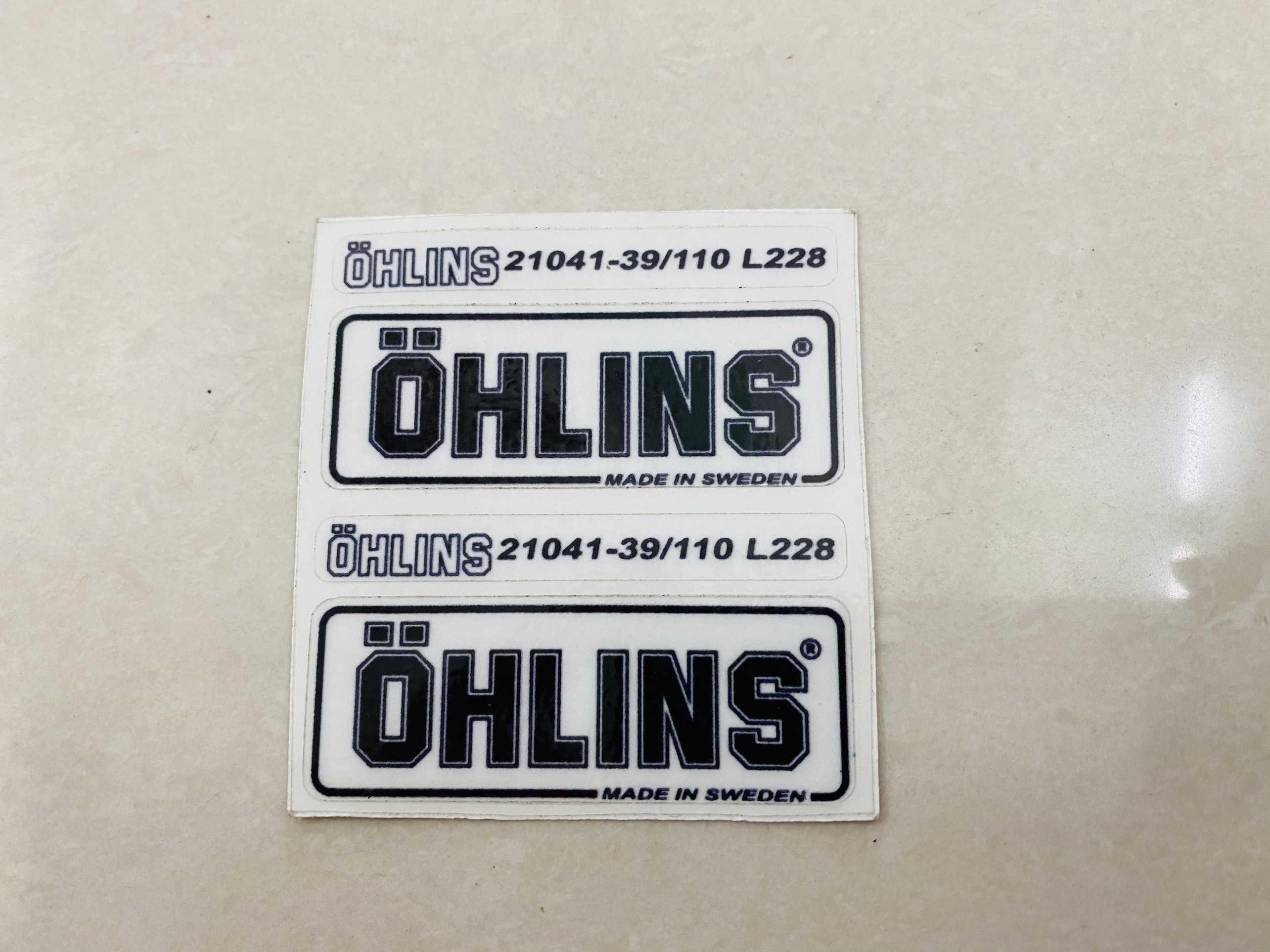 2 Tem logo sticker ohlins in decal trong dán phuộc lò xo