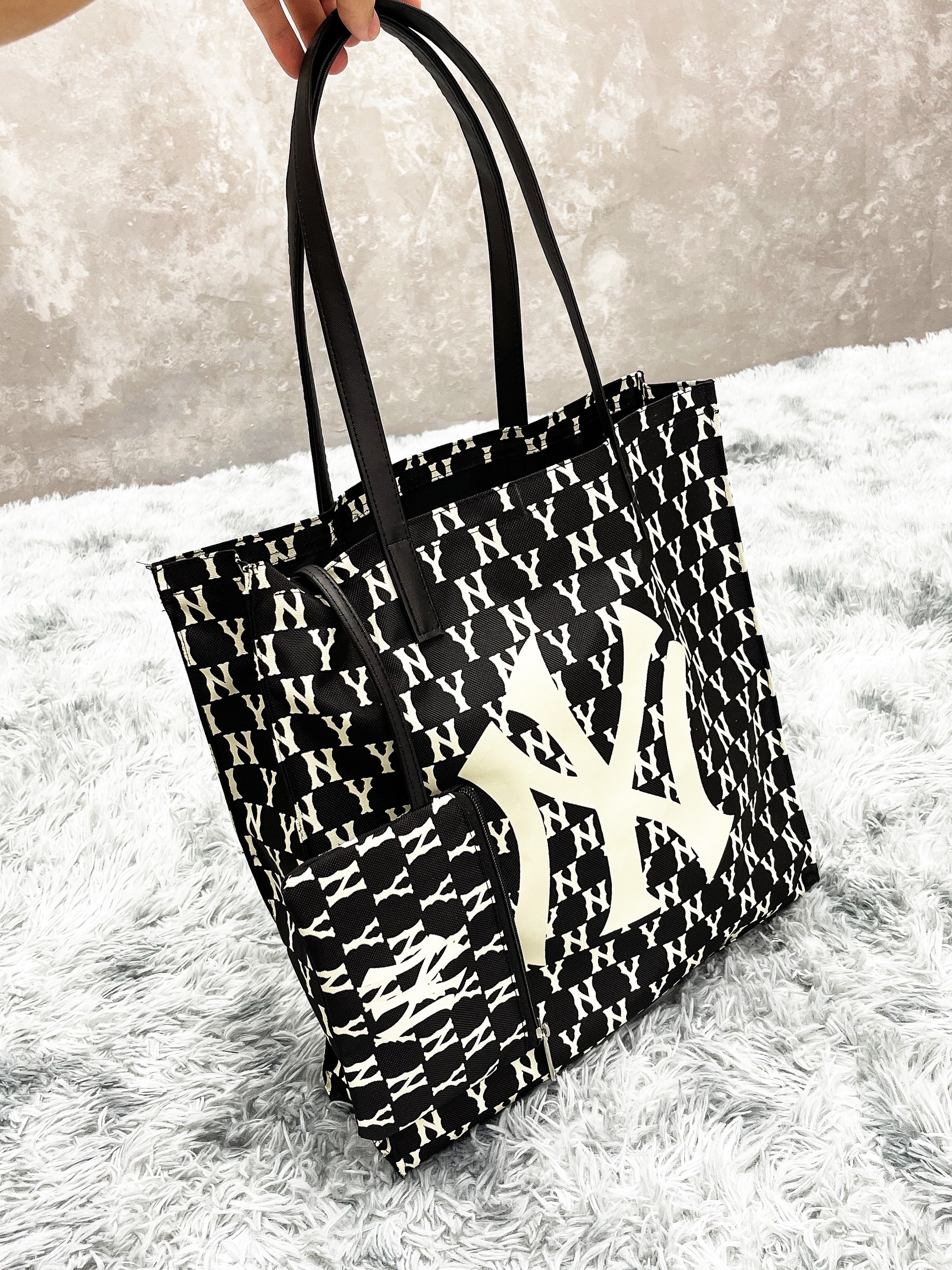Túi MLB NY MONOGRAM TOTE BAG BLACK, YELLOW