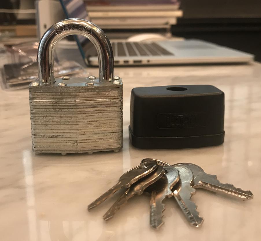 Ổ khóa chống trộm OnGuard 8102