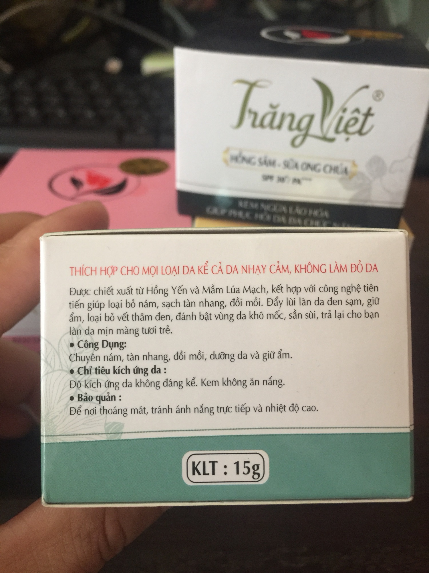 Kem Dưỡng Trắng Trăng Việt