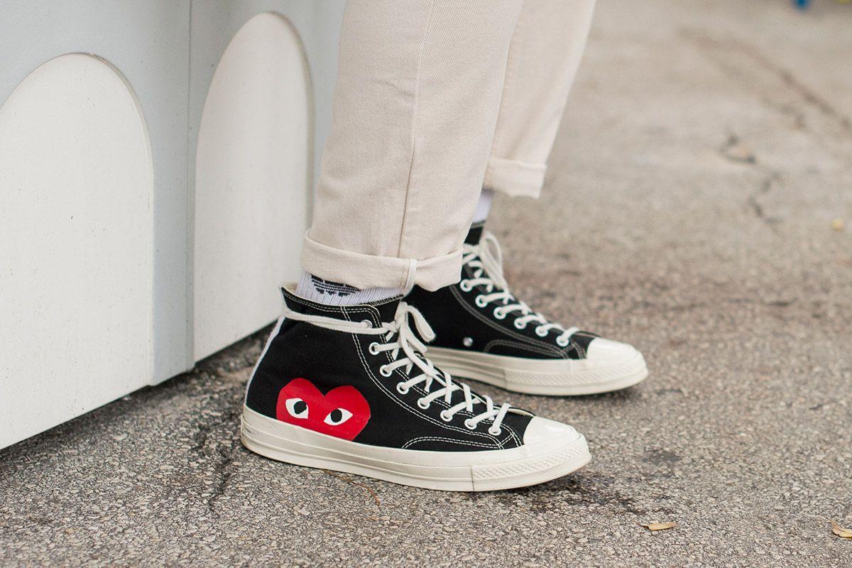 Giày Thể Thao Converse Tim Cao Cổ Đen Loại Rẻ