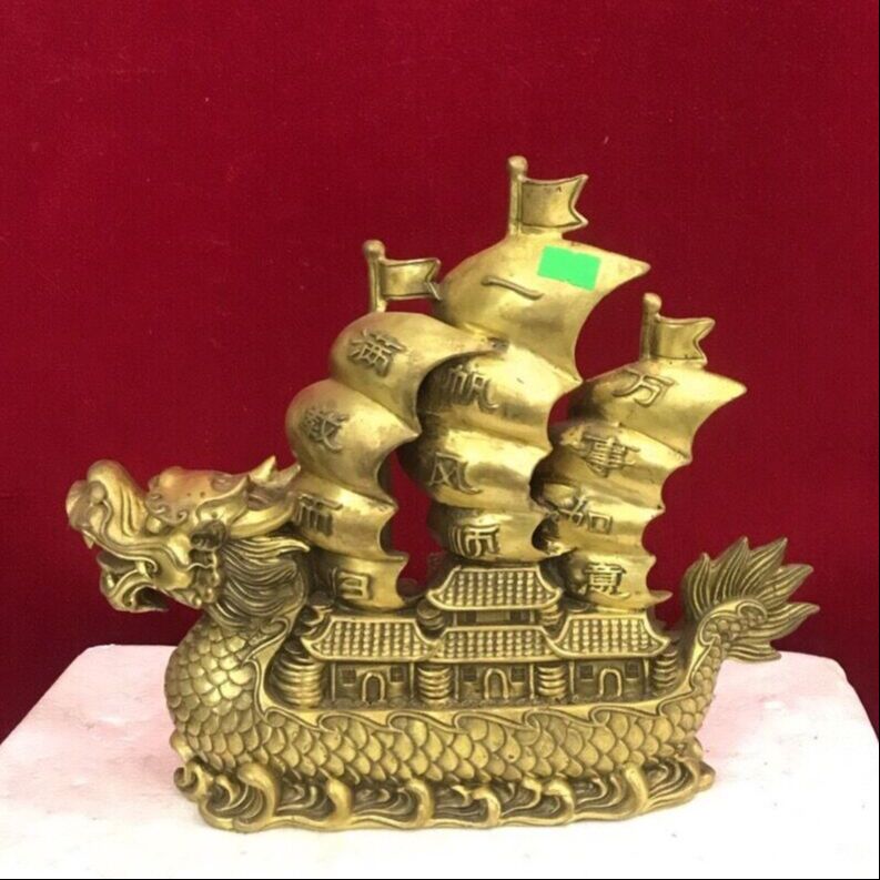 Thuyền buồm đầu rồng phong thuỷ chất liệu bằng đồng vàng MS128