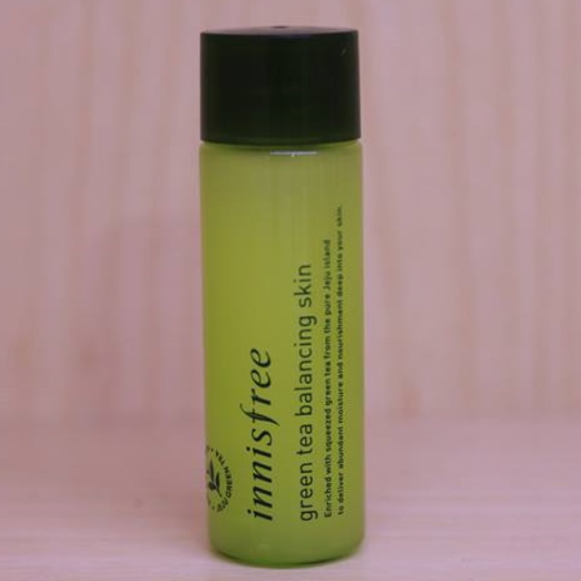 Nước hoa hồng Green Tea Balancing Skin trà xanh Innisfree 15ml, cam kết sản phẩm đúng mô tả, chất lượng đảm bảo