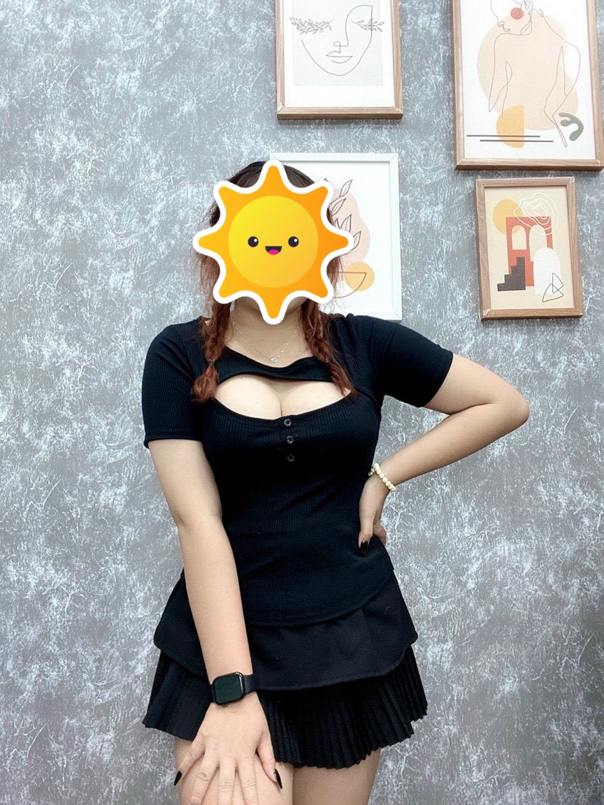 ÁO THUN TAY NGẮN XẺ NGỰC BIGSIZE ( H.O.U.T )