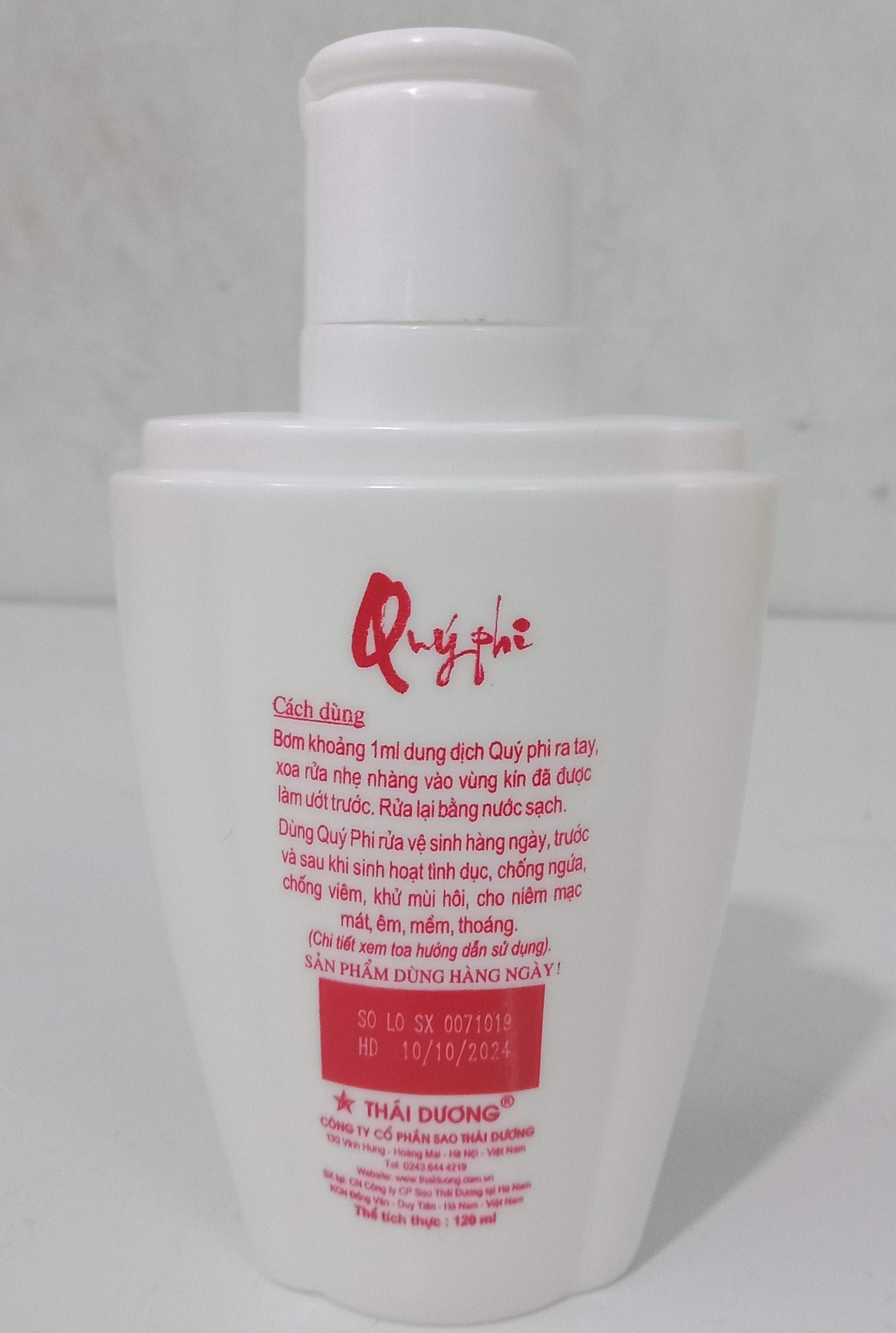 Dung Dịch Vệ Sinh Phụ Nữ Quý Phi (120ml) - Đỏ