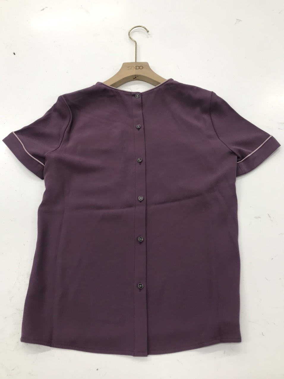 Áo lụa kiêu nữ ngắn tay phối viền trắng SIXDO (Short Sleeves Silk Top)