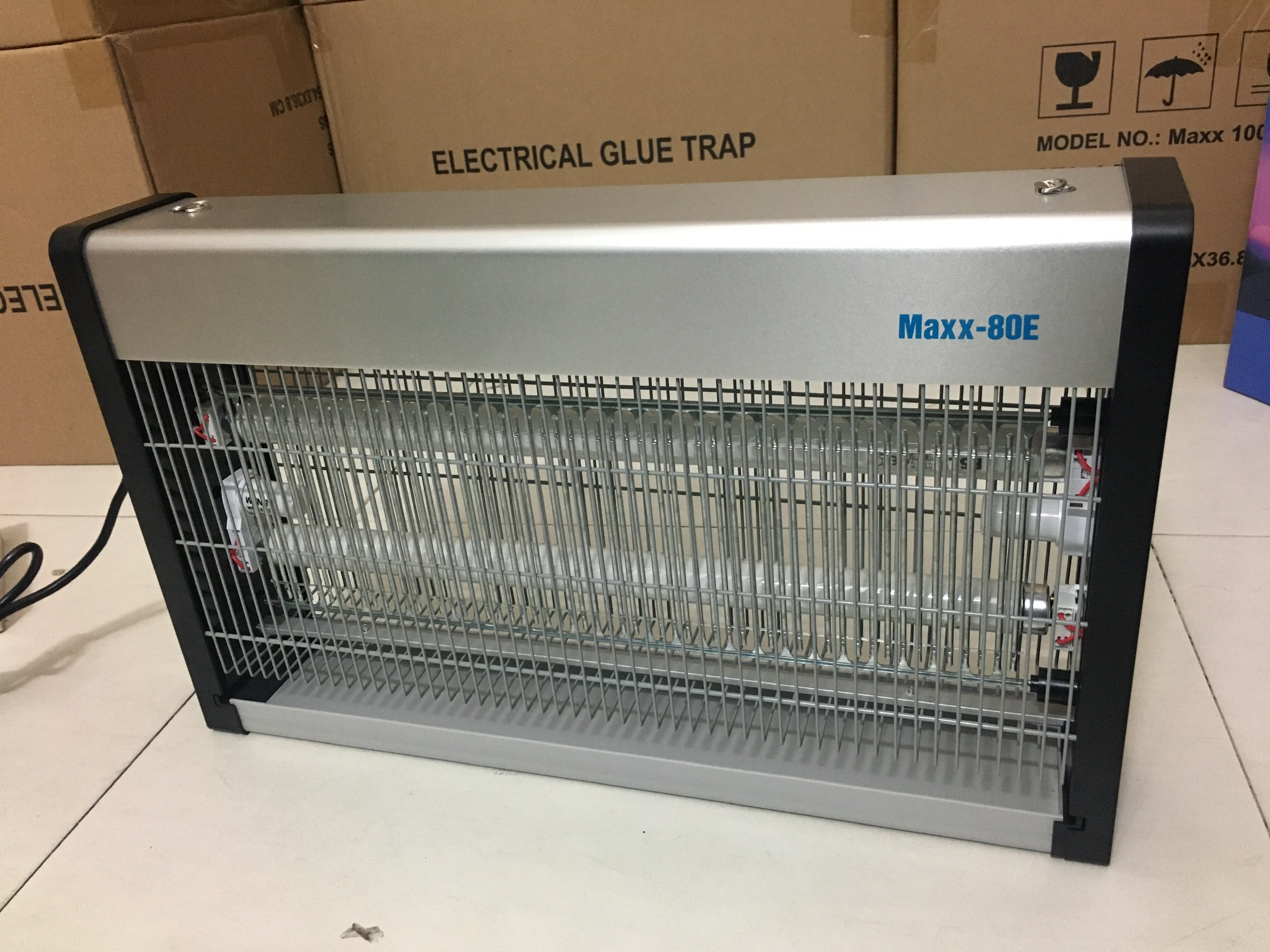Đèn bắt muỗi, Đèn diệt muỗi Maxx-80E (Xuất xứ Malaysia) Bảo hành 1 năm [Deal Hot]