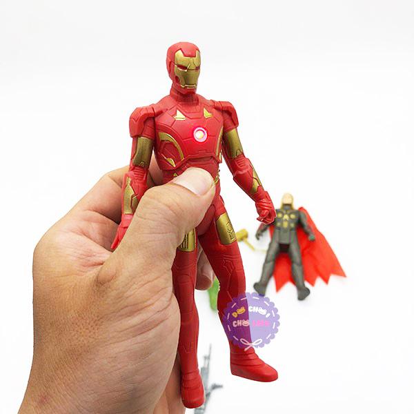 BỘ 5 SIÊU ANH HÙNG AVENGERS CÓ ĐÈN PHÁT SÁNG 2125
