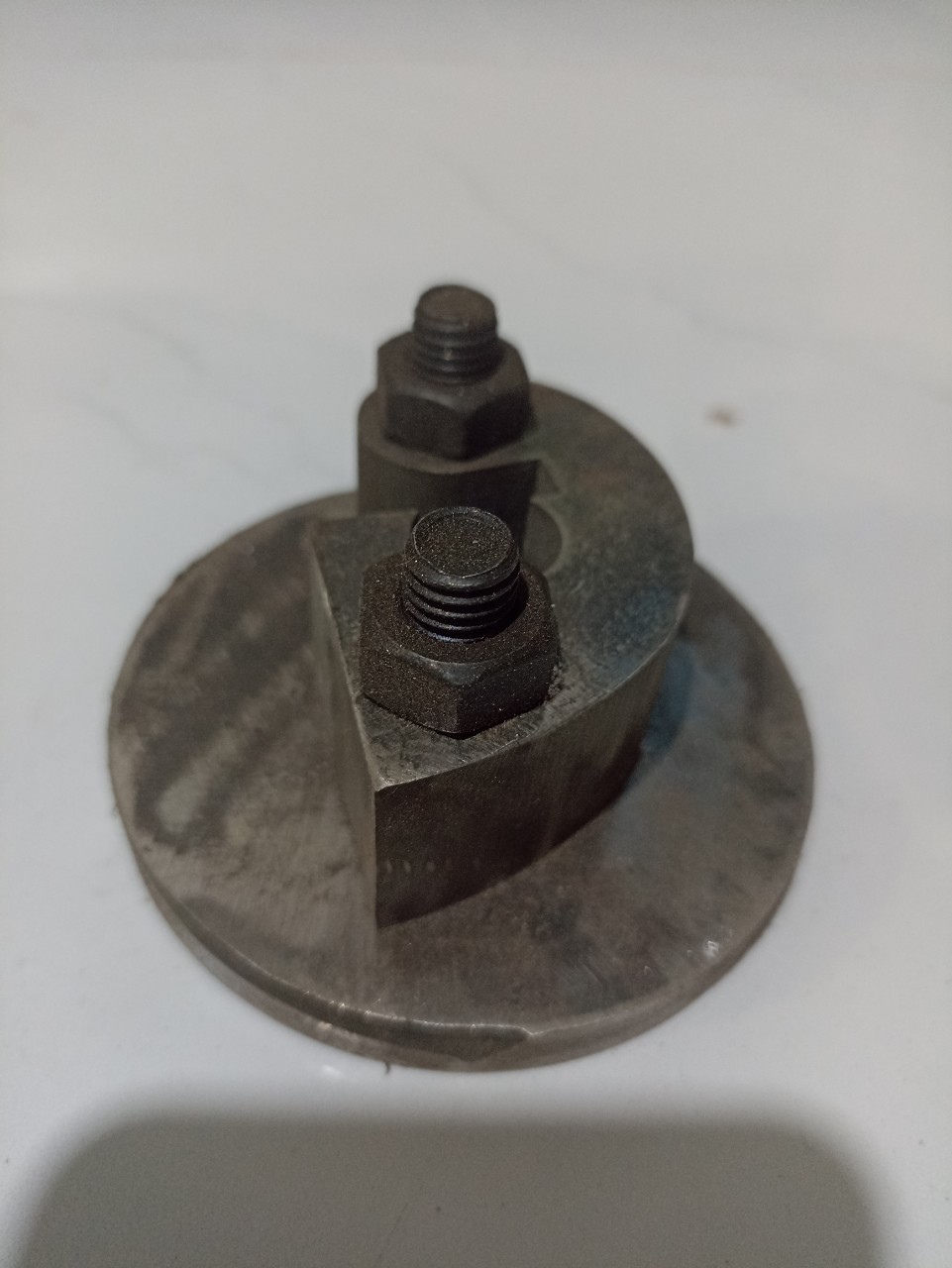 Khuôn uốn sắt mỹ thuật C120 mỏ C