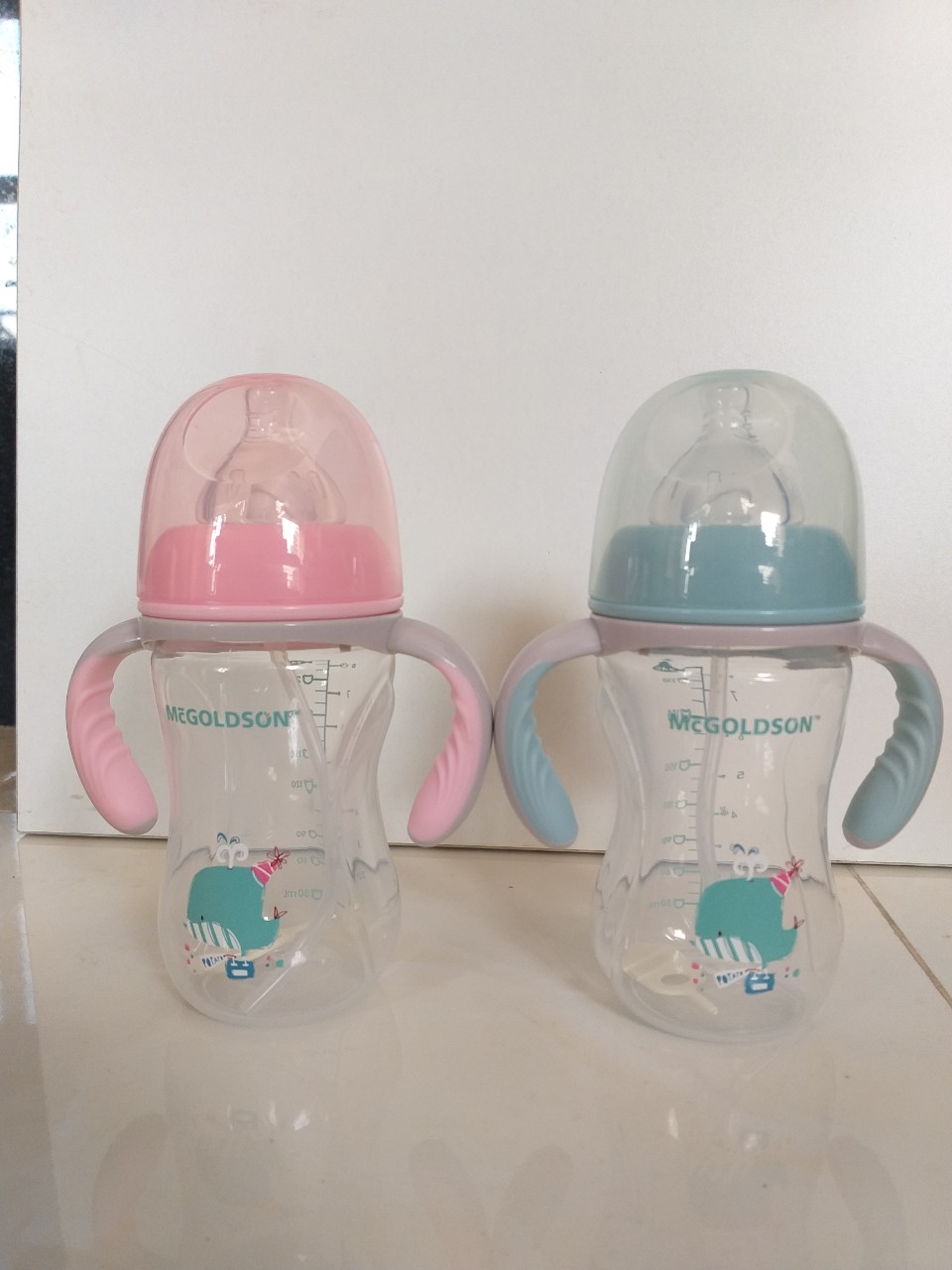 [HCM]Bình sữa Mcgoldson 300ml