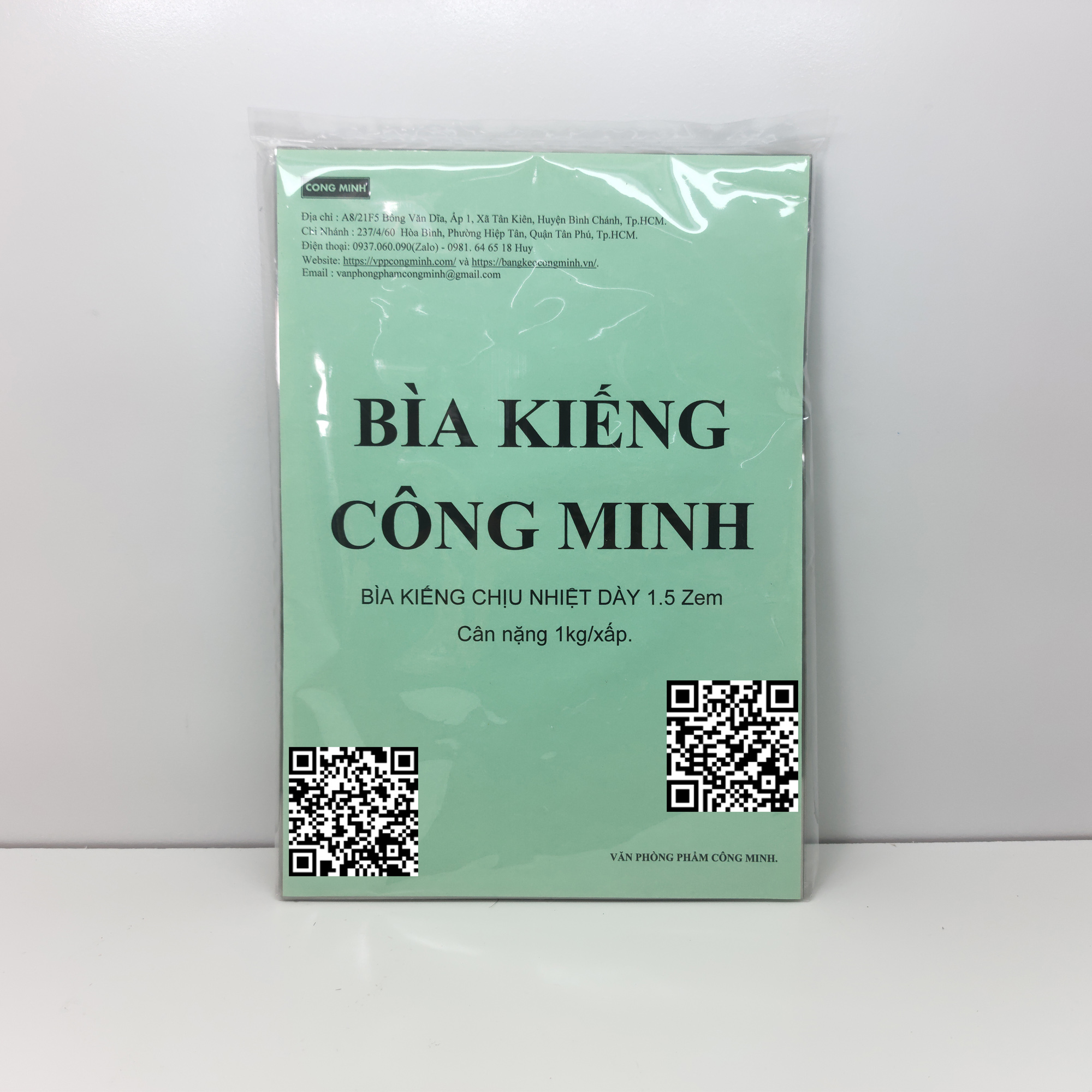 Bìa kiếng chịu nhiệt A4 (dày 1dem5 1kg/xấp)