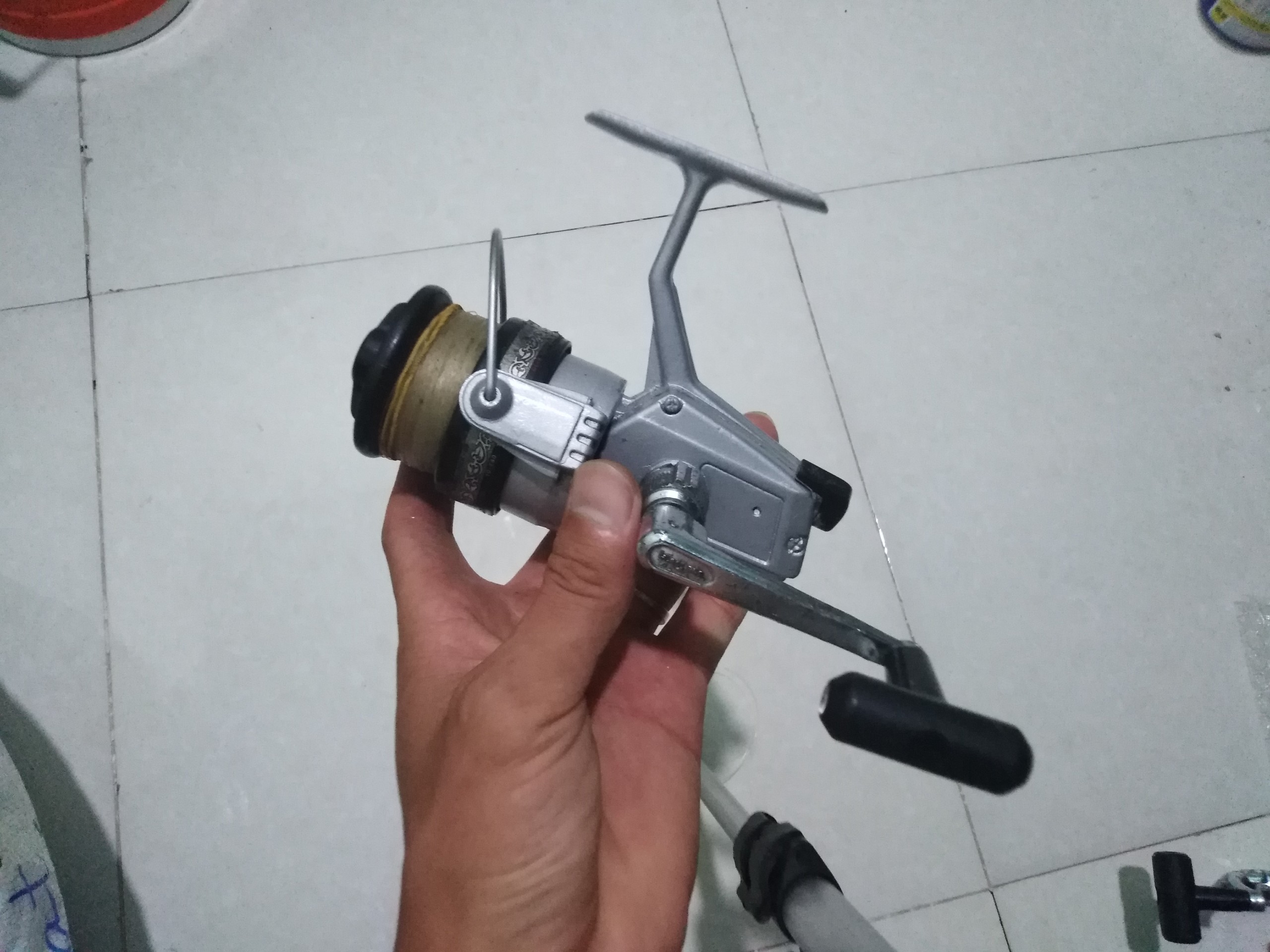 Máy câu bãi nhật Ryobi 4000