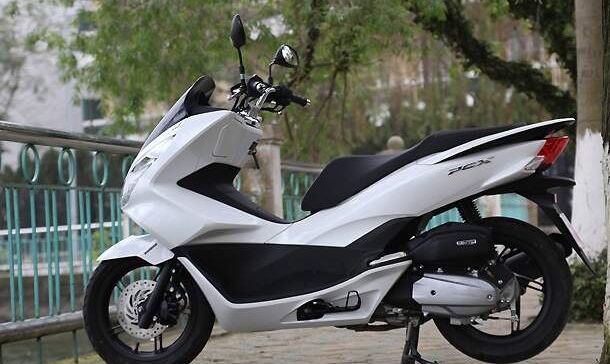 Dè trước PCX Đời đâu 2010- 2012 zin chính hãng