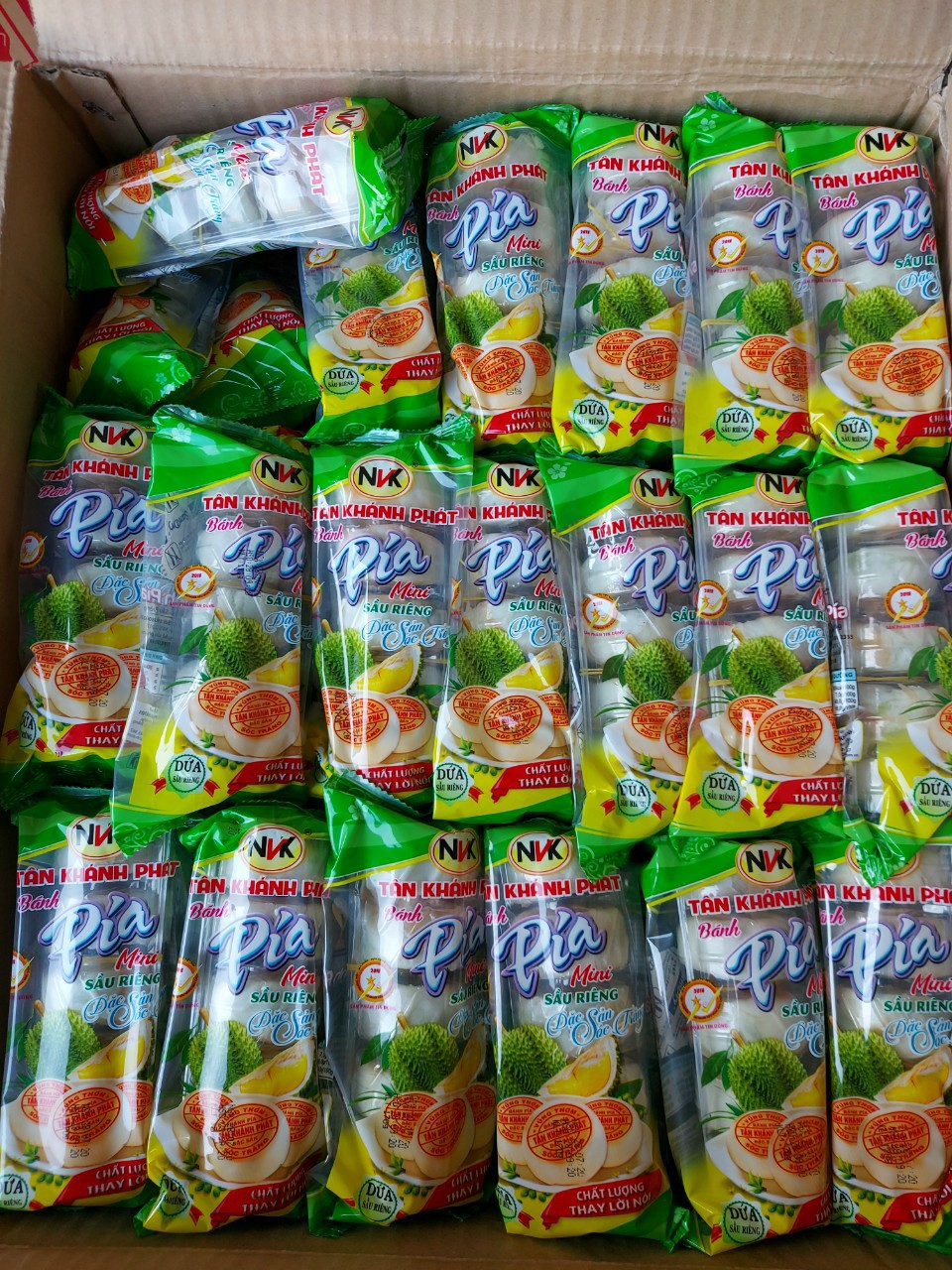 1 cây bánh pía mini tân phúc khánh siêu ngon( cây 5 cái)