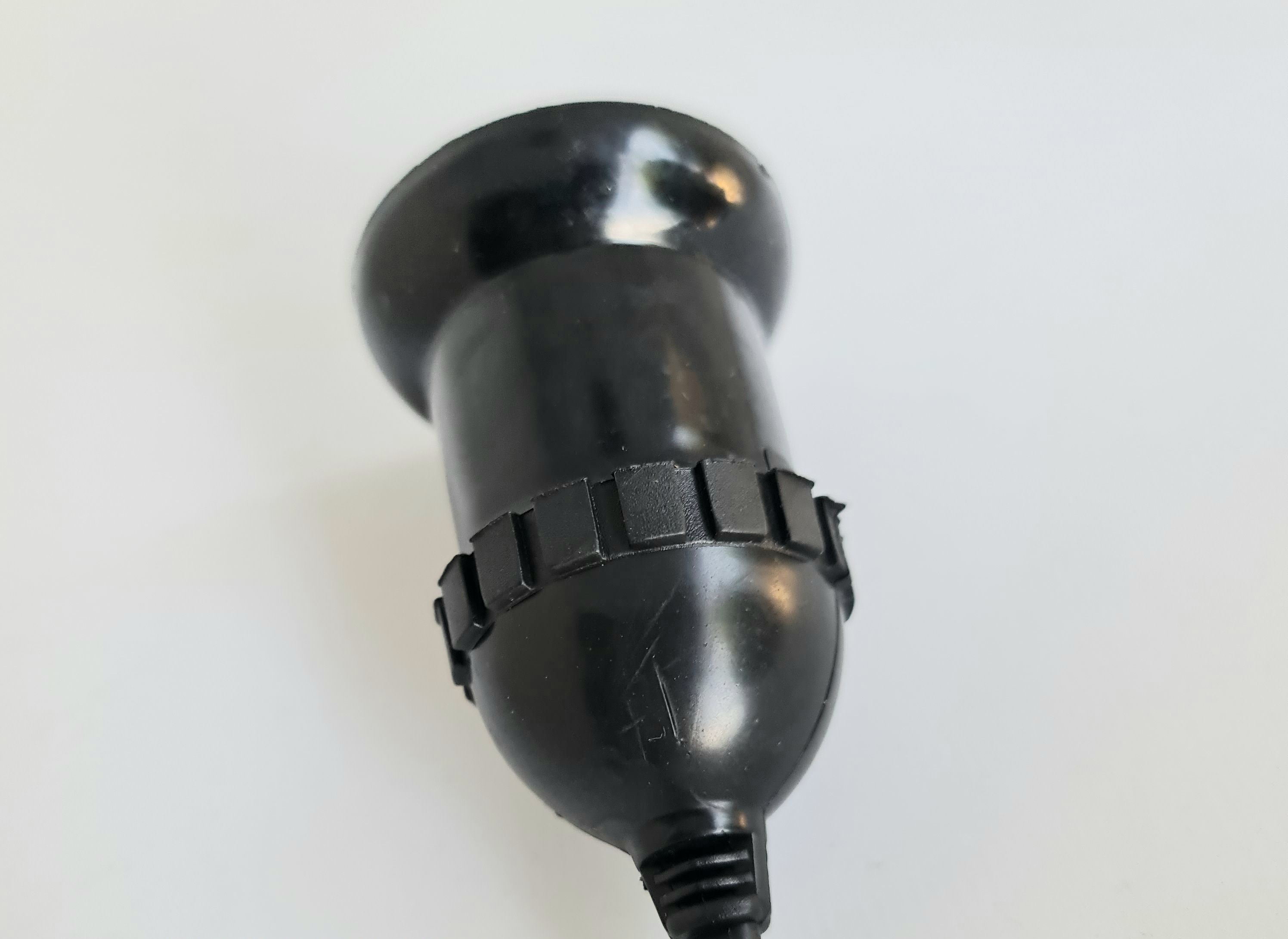 Đui Đèn E27 Đúc Kín Nước Có Dây 12cm
