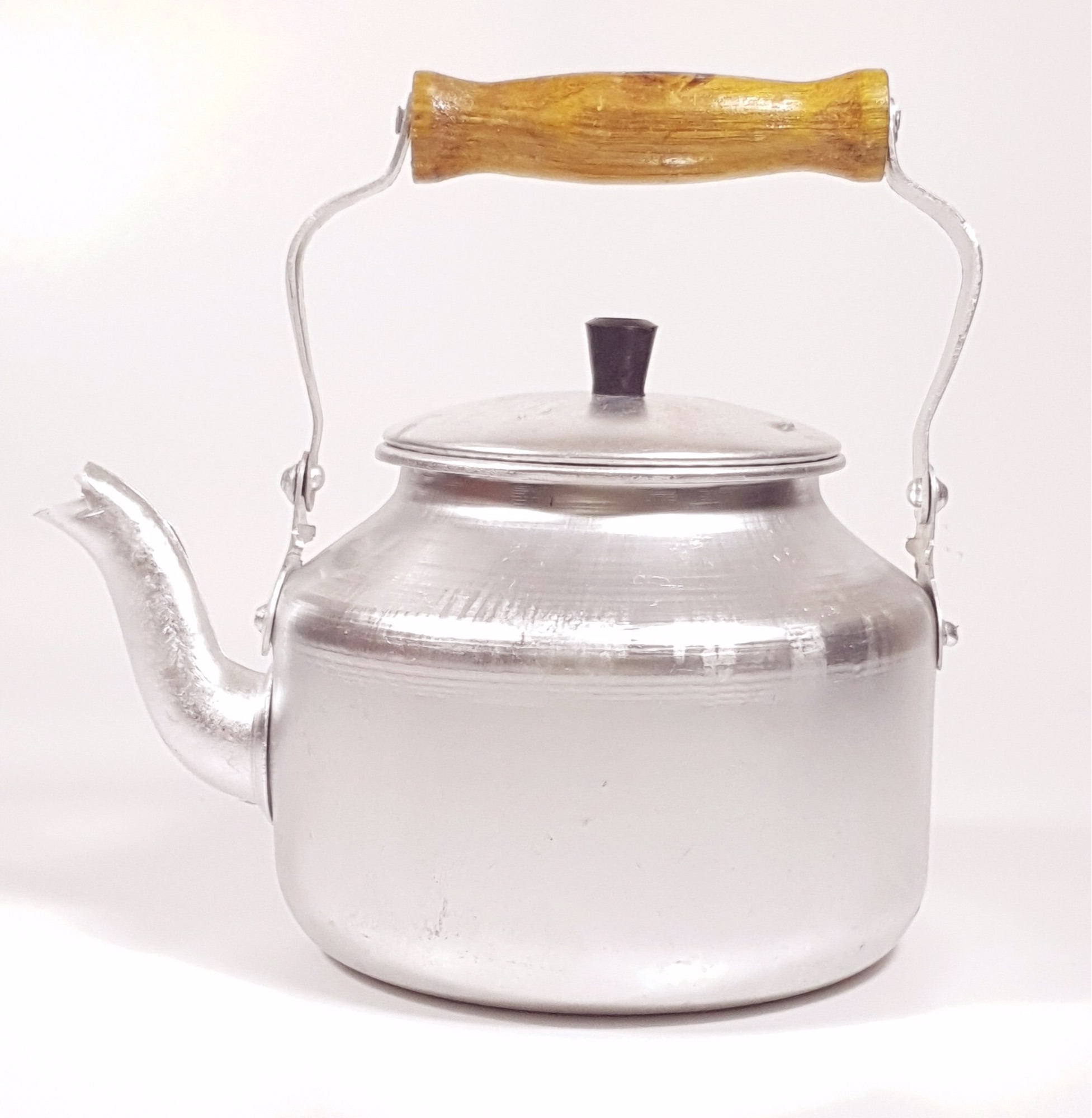 Ấm nhôm liên xô – cán gỗ 5L