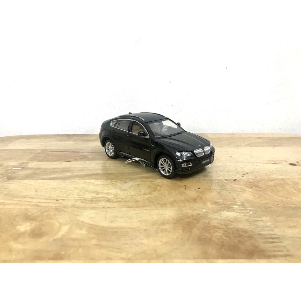 Mô hình xe BMW X6 _ Tỷ lệ 1:32