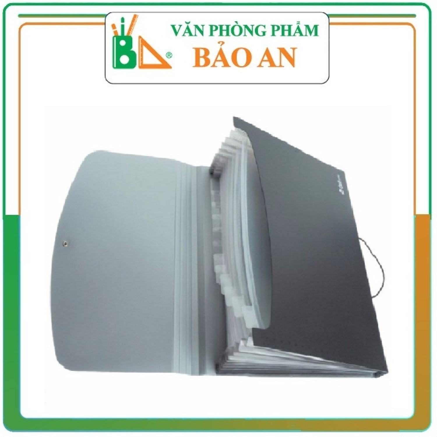 Cặp Tài Liệu 12 Ngăn Deli 5558, có nhiều màu lựa chọn,giao màu ngẫu nhiên,Cặp tài liệu nút bóng rất tiện dụng, thời trang và chắc chắn.