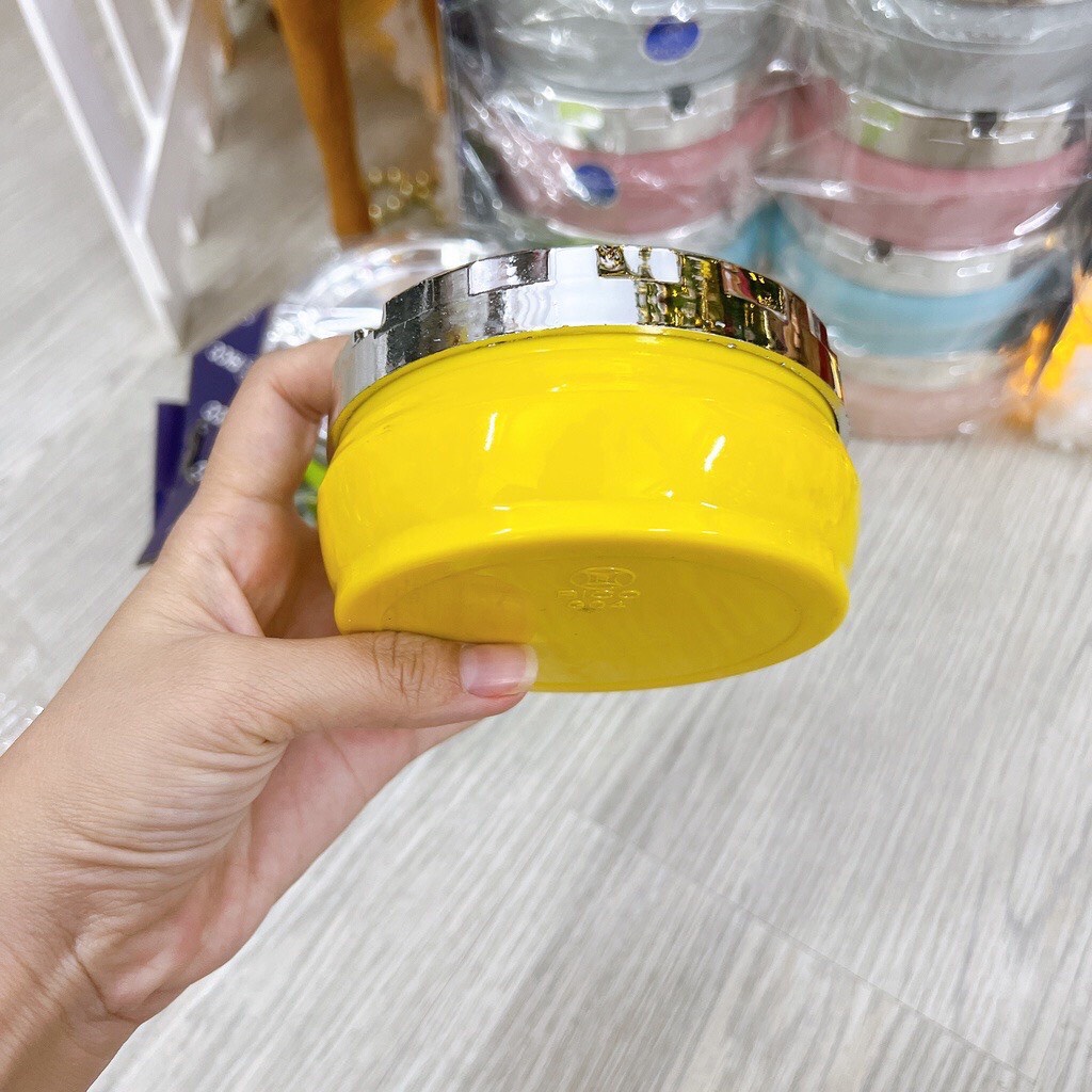 Gạt tàn thuốc xoay tròn nhiều màu
