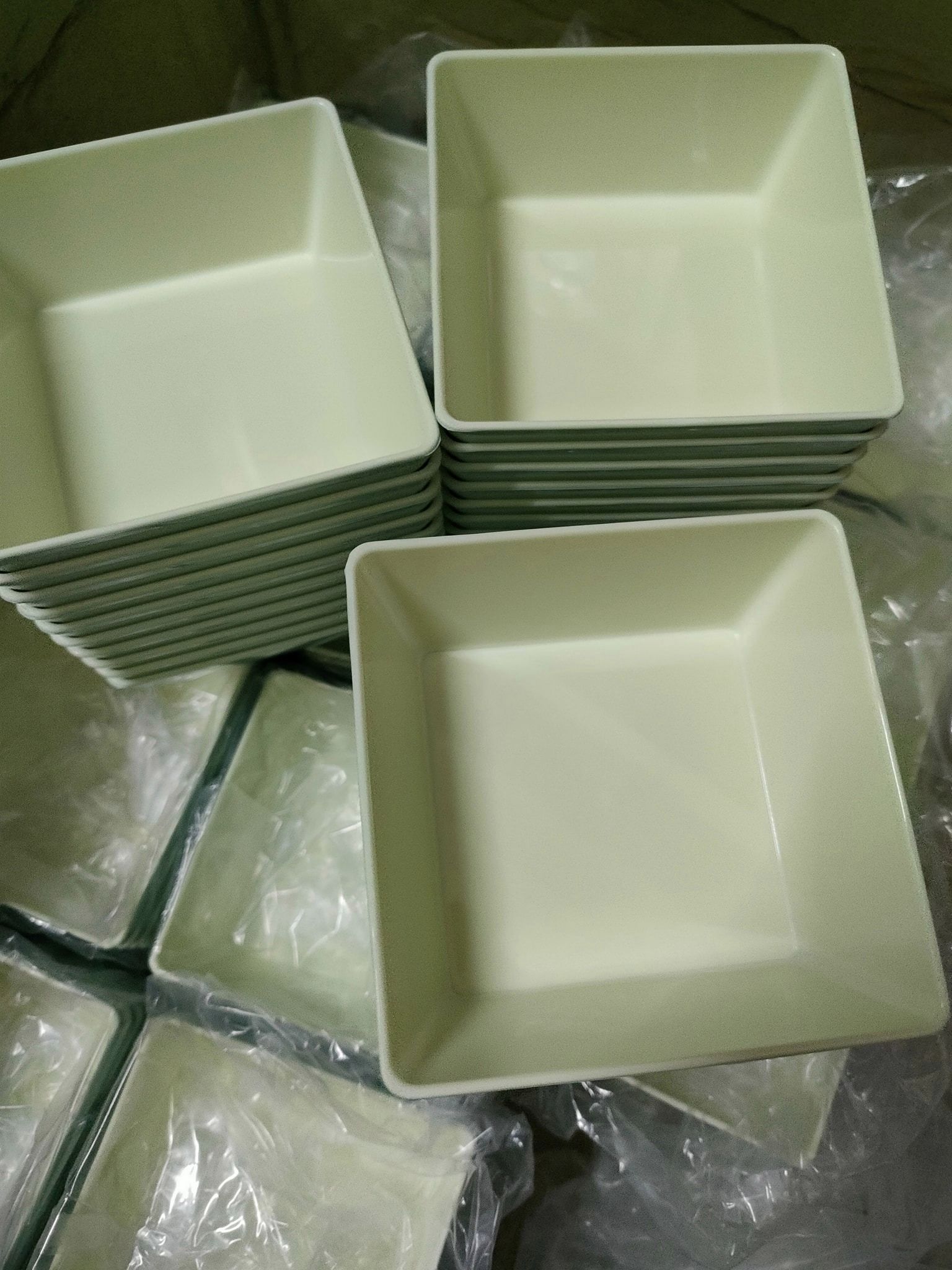 Set 10 bát nhựa phíp vuông