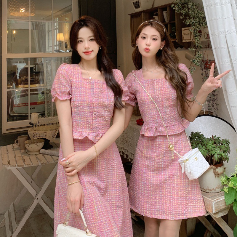 Set áo cổ vuông tay bồng mix chân váy - set váy kẻ hồng hottrend