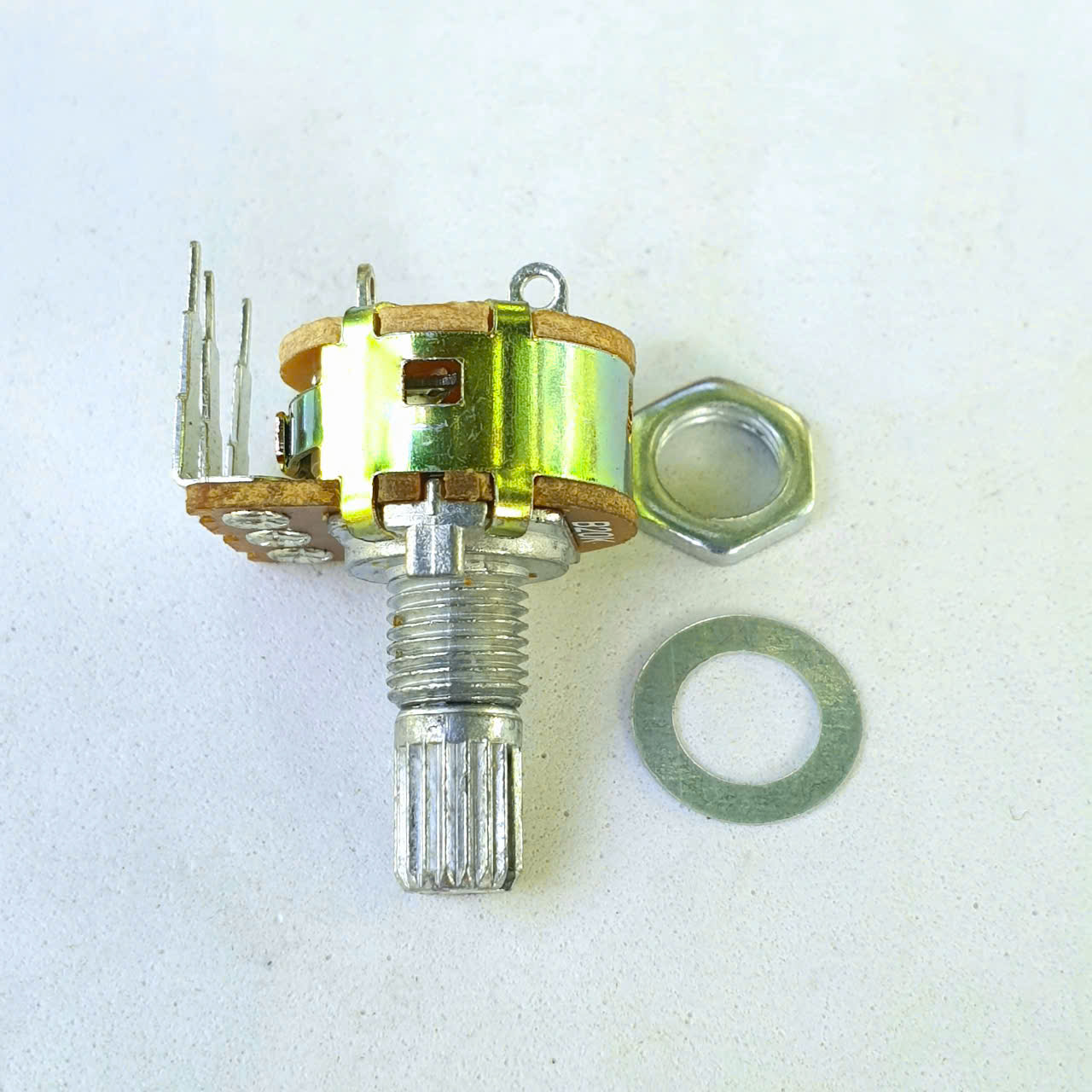 Chiếc áp ( biến trở 20K ) công tắt B20k WH 148