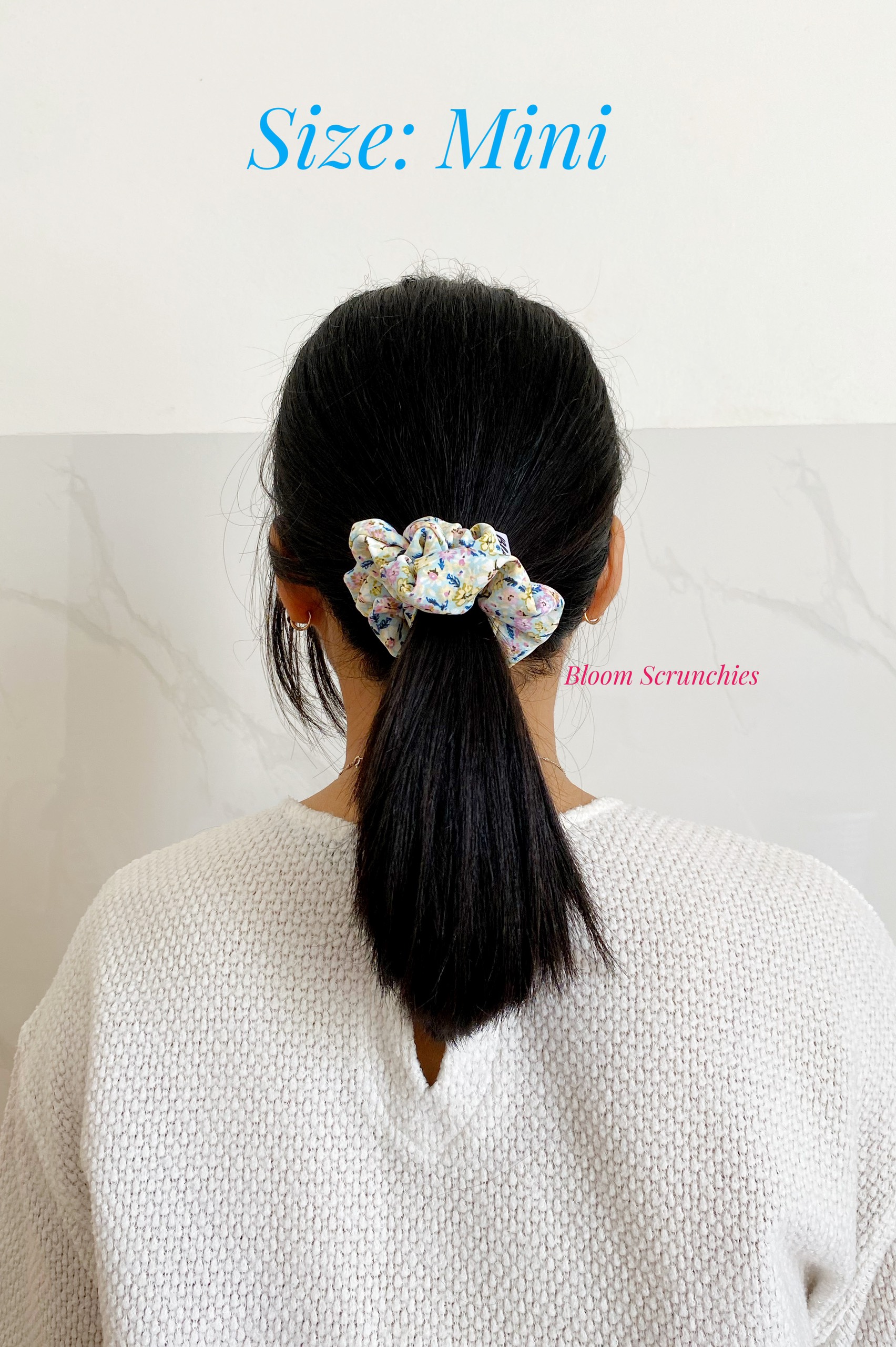 Dây cột tóc lụa mango hoa nhí nền xanh mint Mini_Scrunchies