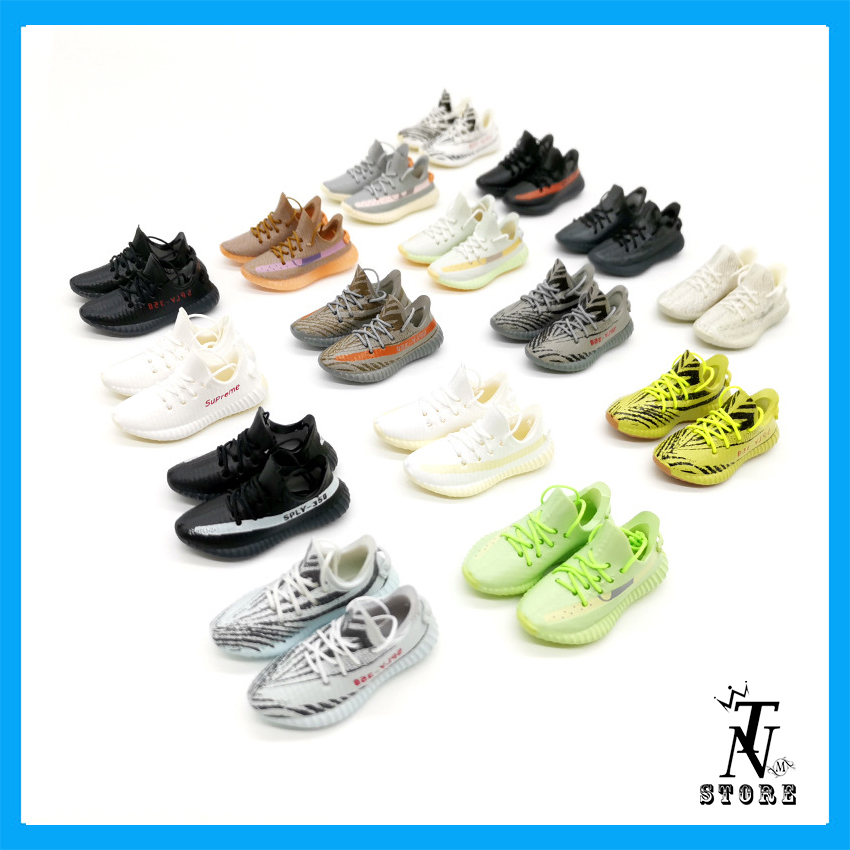 Móc khóa giày sneaker Yeezy tỉ lệ 1:6