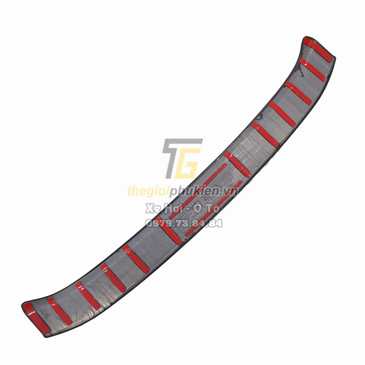 Bộ Ốp bậc cốp Ford Everest 2017-2020 vân Carbon