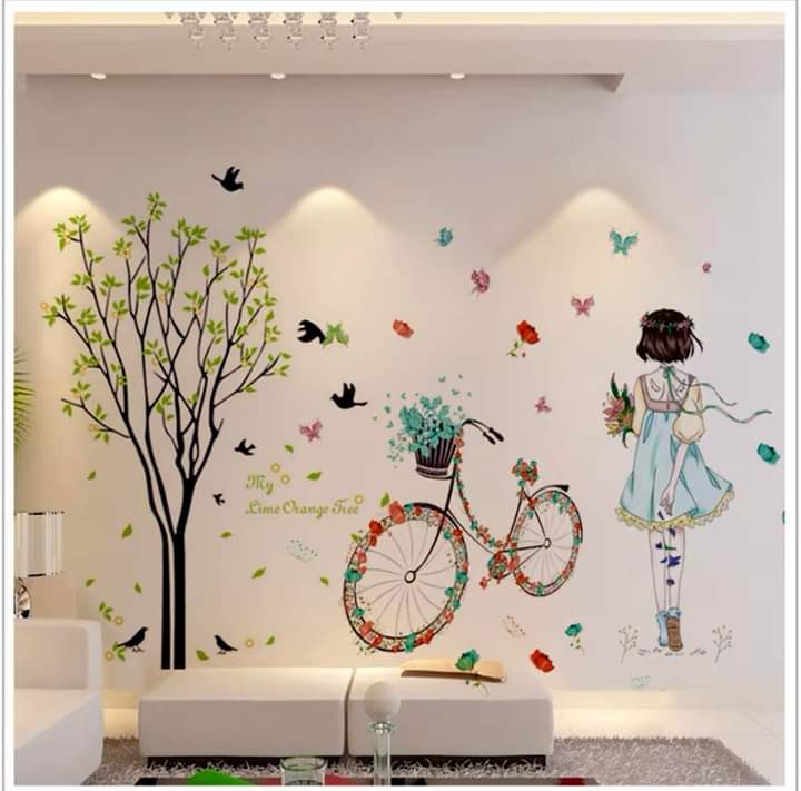 [HCM]DECAL DÁN TƯỜNG CÂY XANH VÀ CÔ GÁI XE ĐẠP