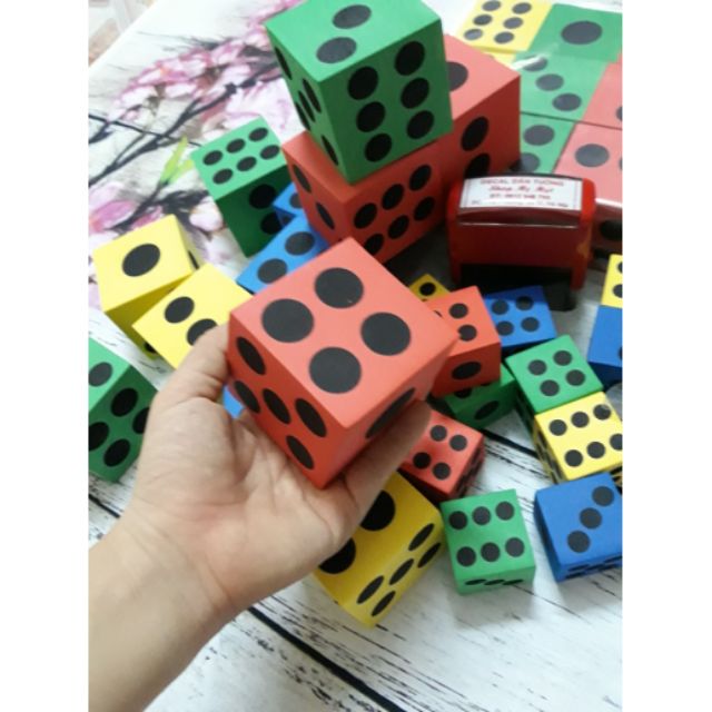 Xúc Xắc Xốp To 6,3cm