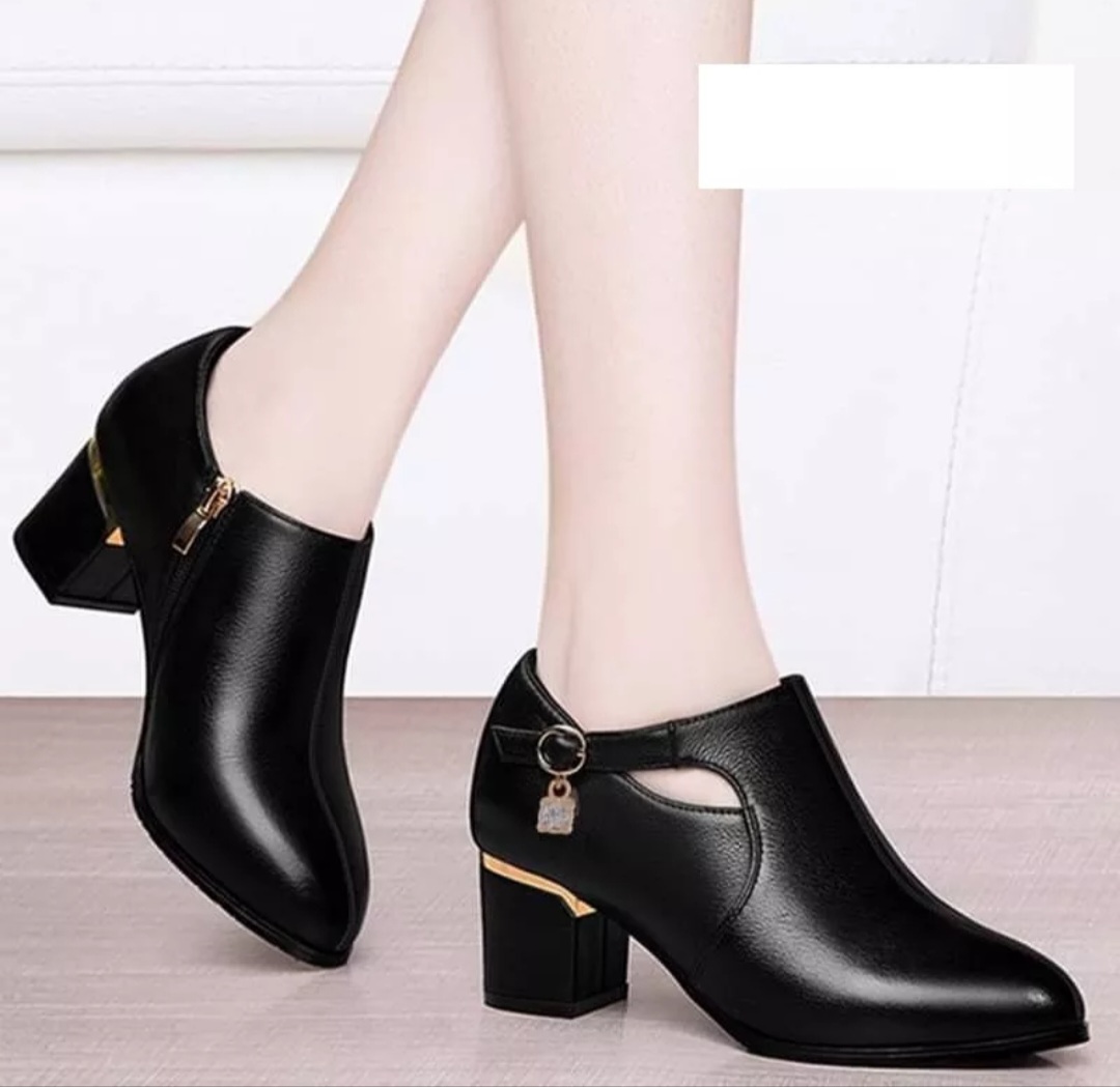 Giày boot nữ bán nguyệt GPSHOP2574