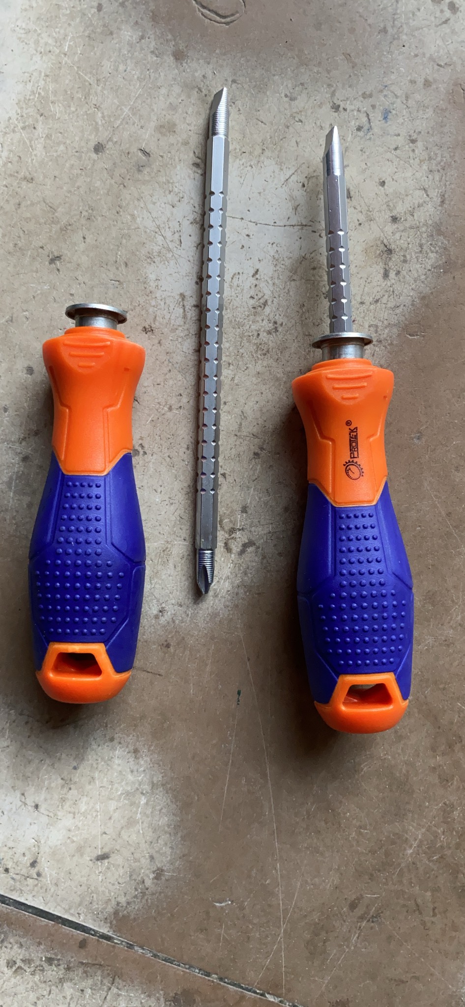 Tô Vít Nấc Nhiều Màu Phi 6Mm - Giá 1C