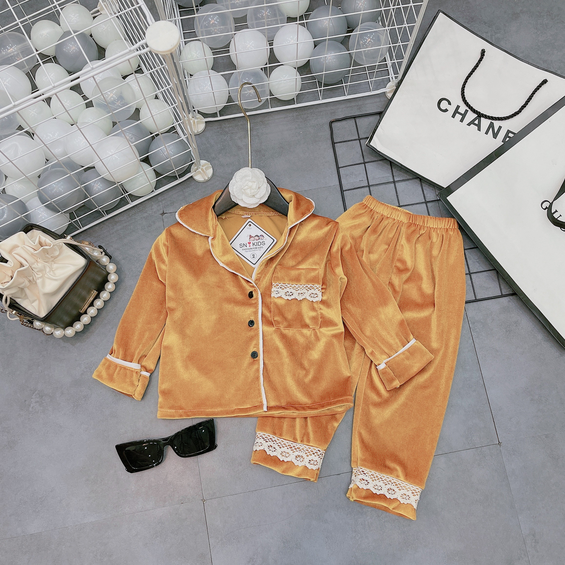 Bộ Pijama nhung cho bé gái