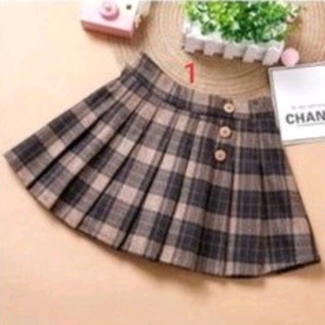 chân váy xếp ly bé gái hàng cúc CV008